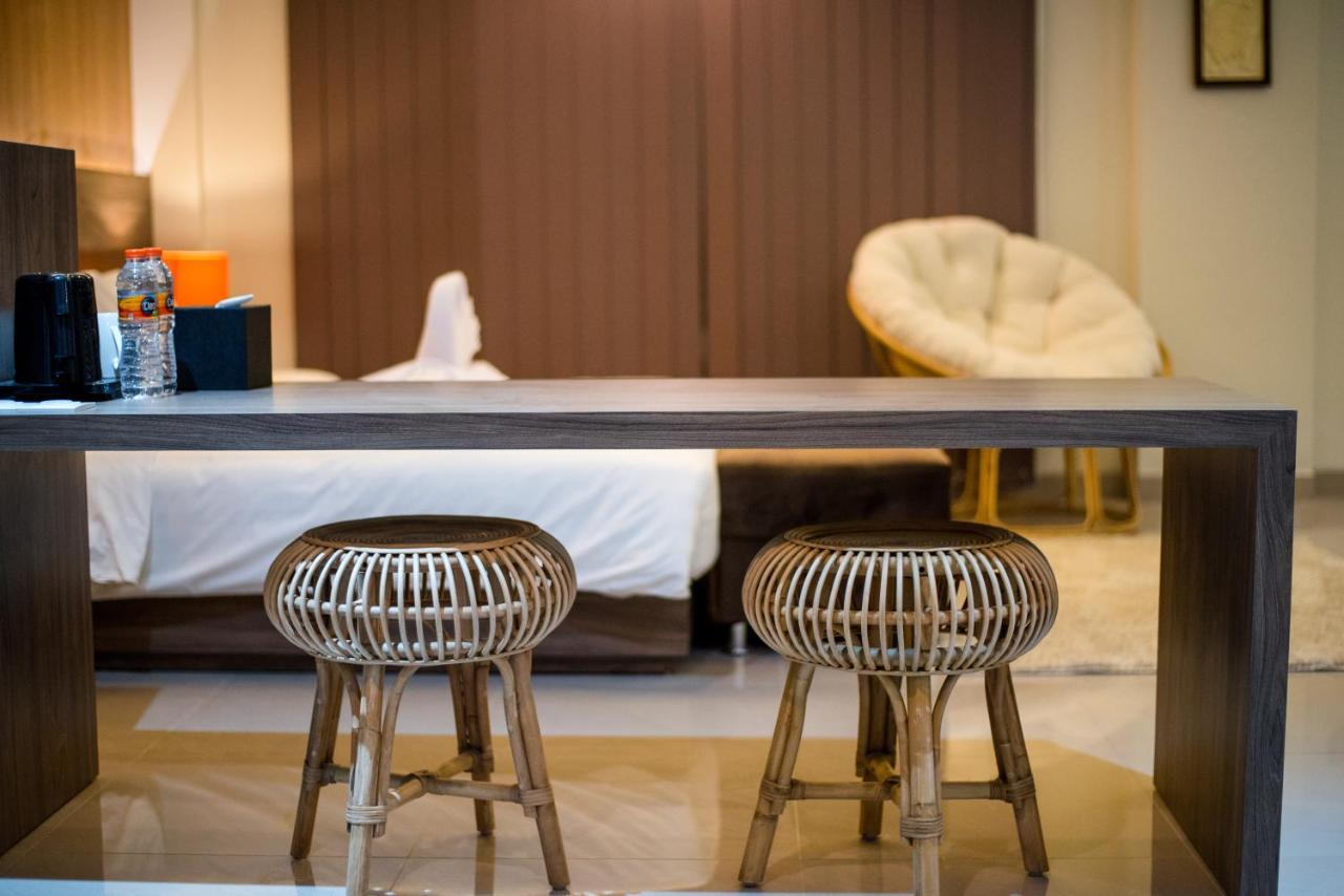 Canggu Dream Village Hotel And Suites Ngoại thất bức ảnh
